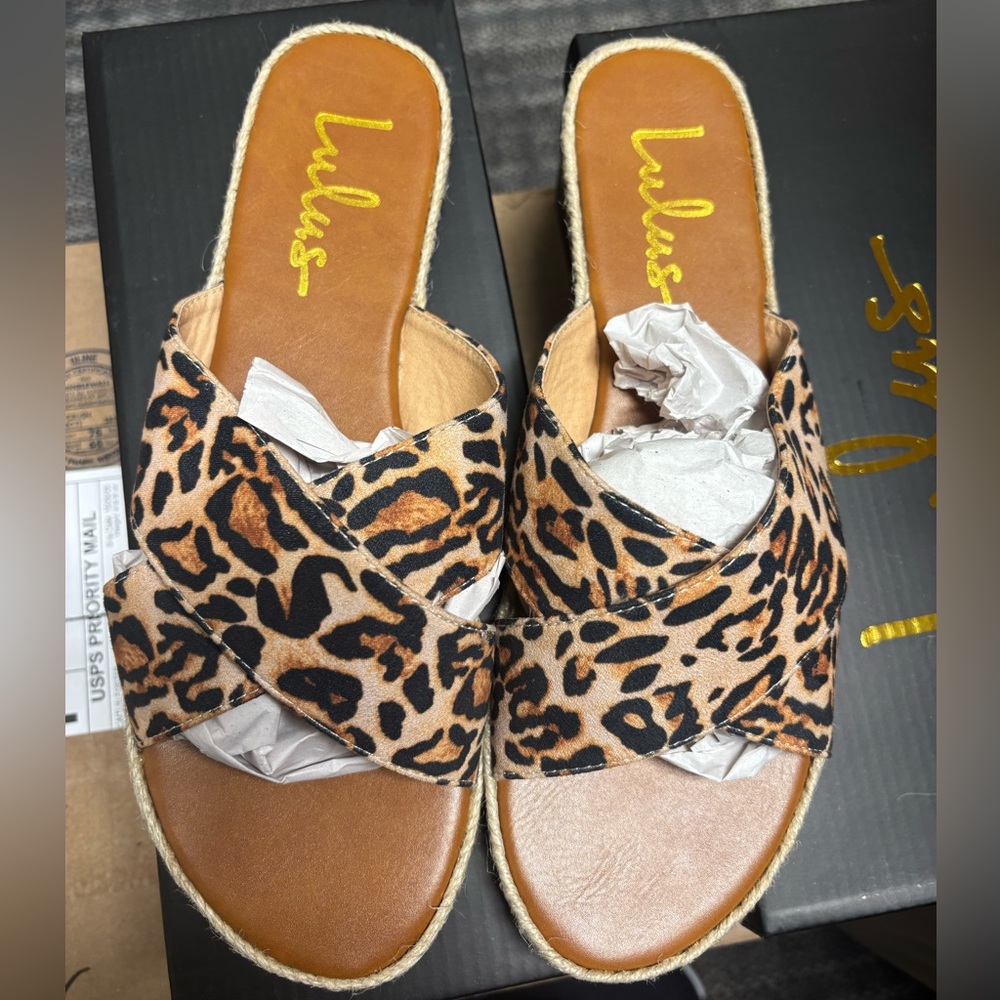 Lulu's Tan and Black Leopard Sandals